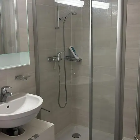 Fully Furnished Down Town- 5 Minutes From Train Station Apartment *